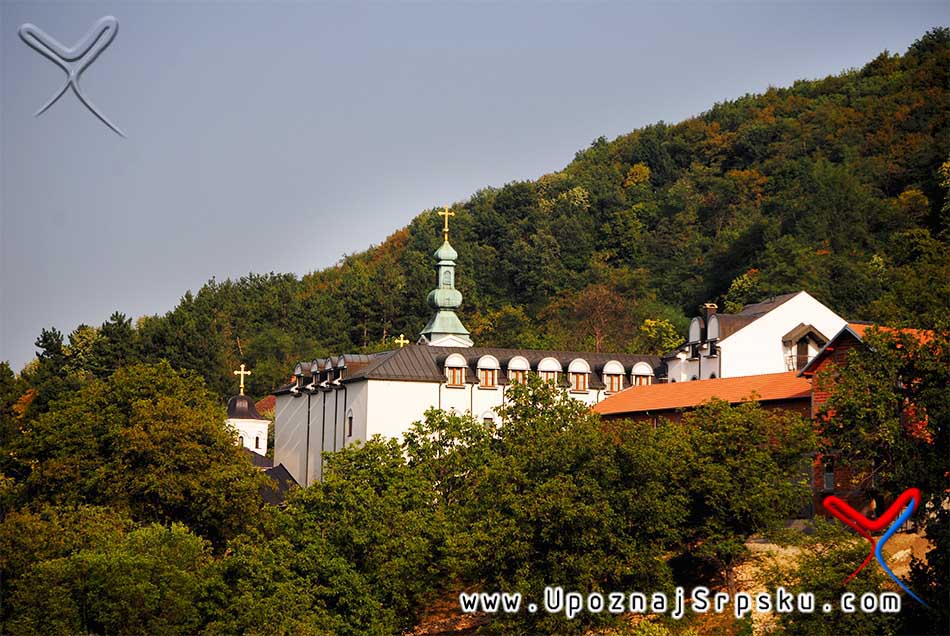 Манастир Тавна