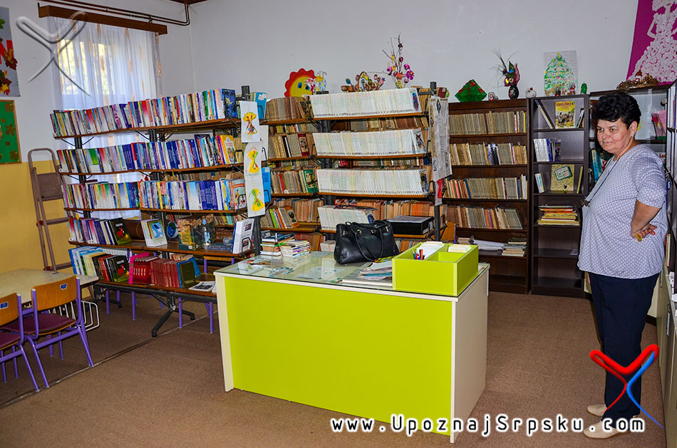 Biblioteka u Kostajnici