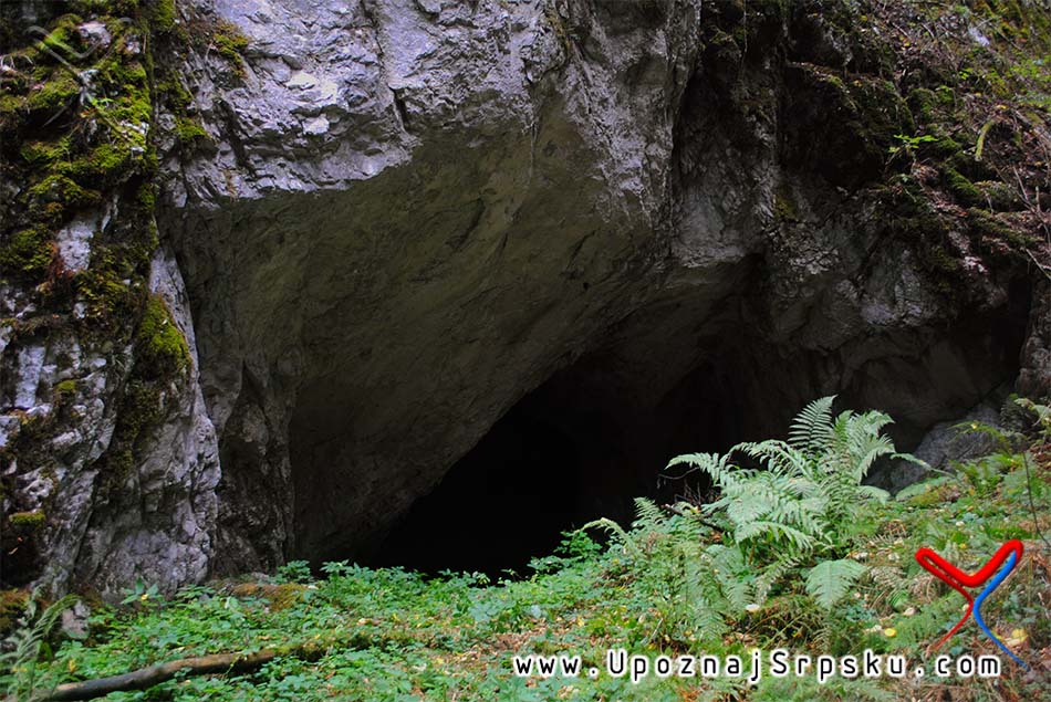Велика пећина код извора Биоштице